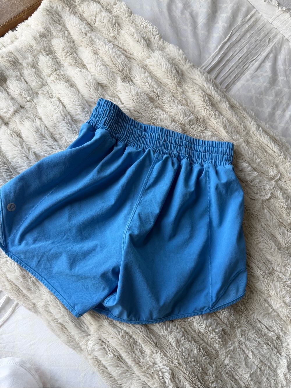 Lululemon high rise hotty hot shorts